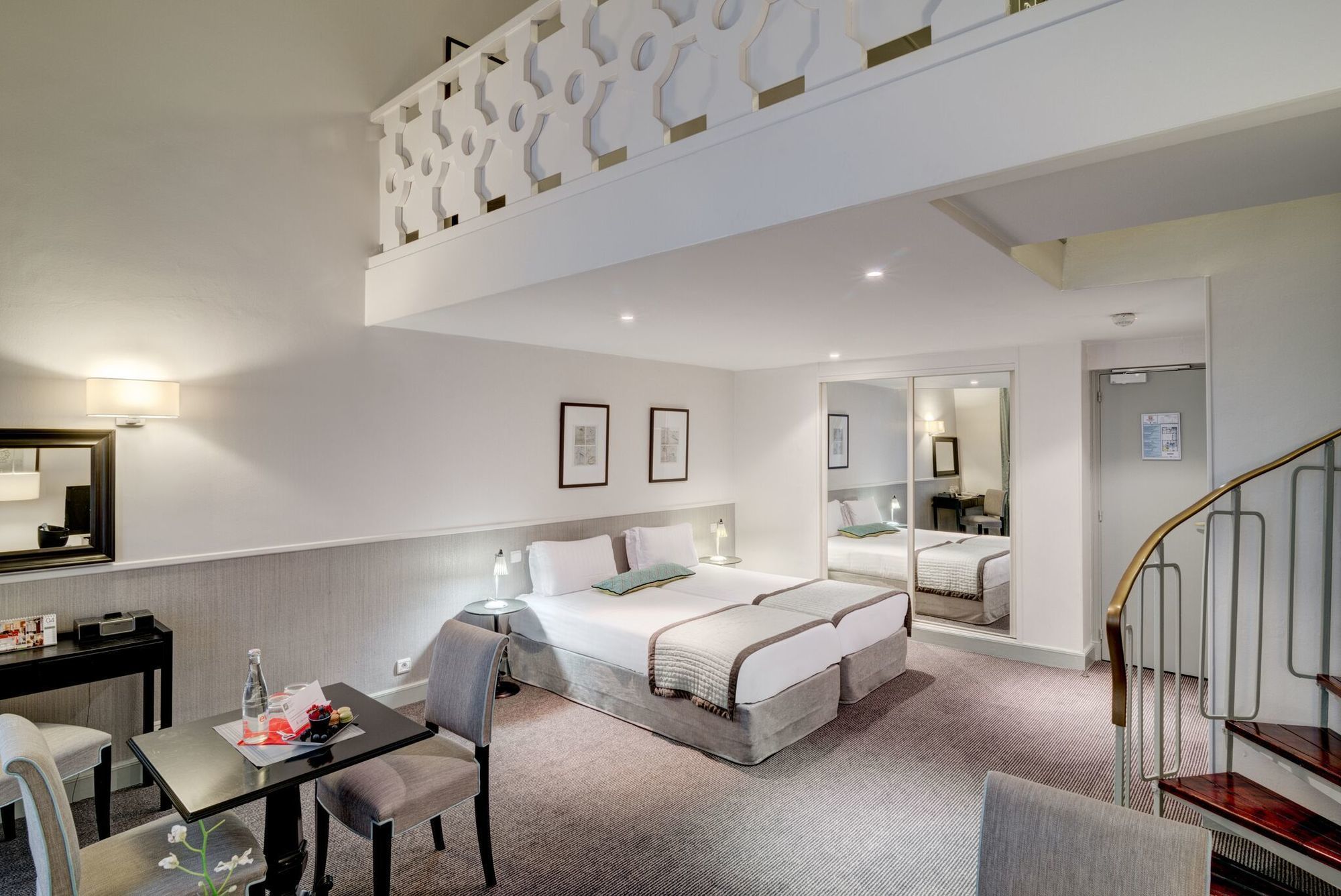 Malte - Astotel 4* Paris